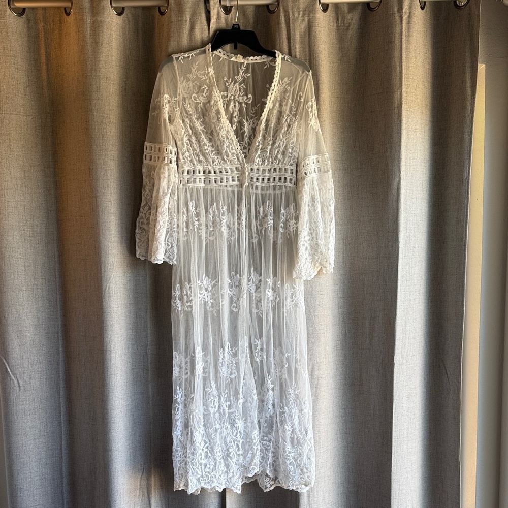 White Lace Dress/Coverup Small